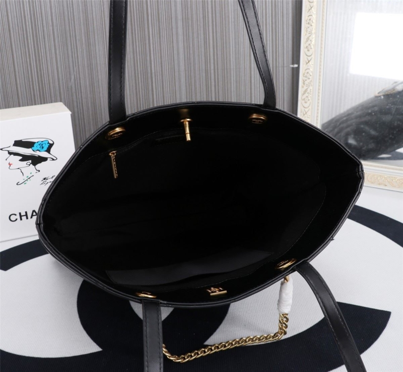 Ch**el shopping bags